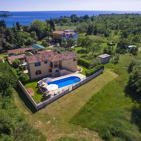 Strandnahe Marea Mit Pool Und Garten * Porec