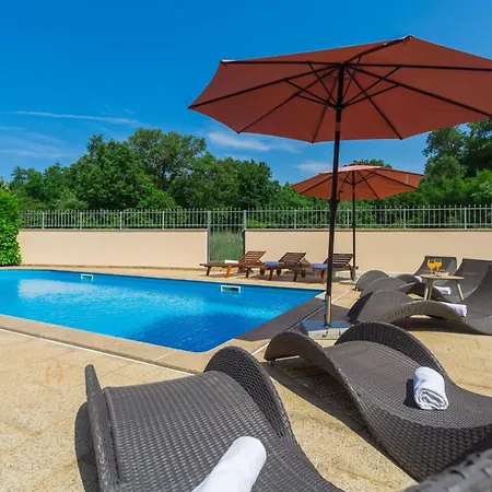 Apartment Strandnahe Marea Mit Pool Und Garten